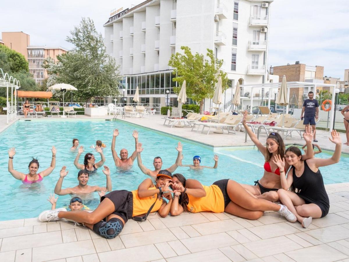 Hotel Marina Beach - Azzurro Club ラヴェンナ エクステリア 写真