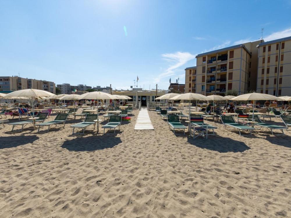 Hotel Marina Beach - Azzurro Club ラヴェンナ エクステリア 写真